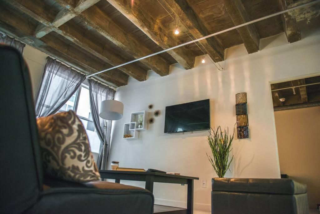Newly Renovated 1Bdrm Loft Dtla And Rooftop Pool ลอสแอนเจลิส ภายนอก รูปภาพ